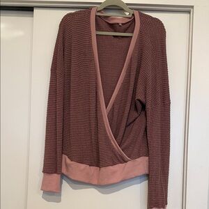 Elegant Mauve V-Neck Sweater